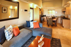 Ellefsen Golf Suite 115